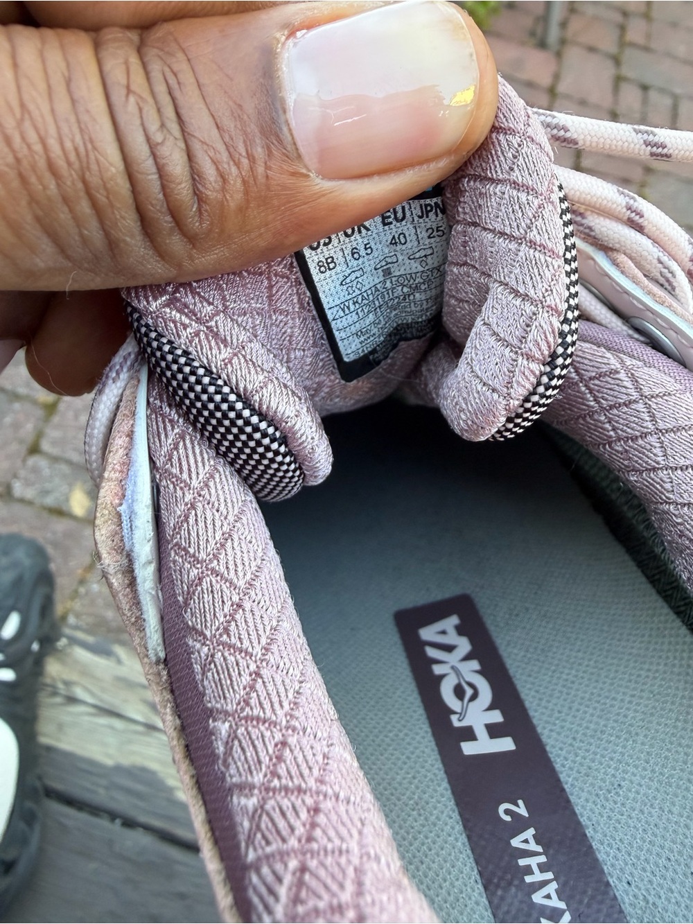 Hoka Women's Pale Pink Trail Trainer size 8 - Picture 7 of 7